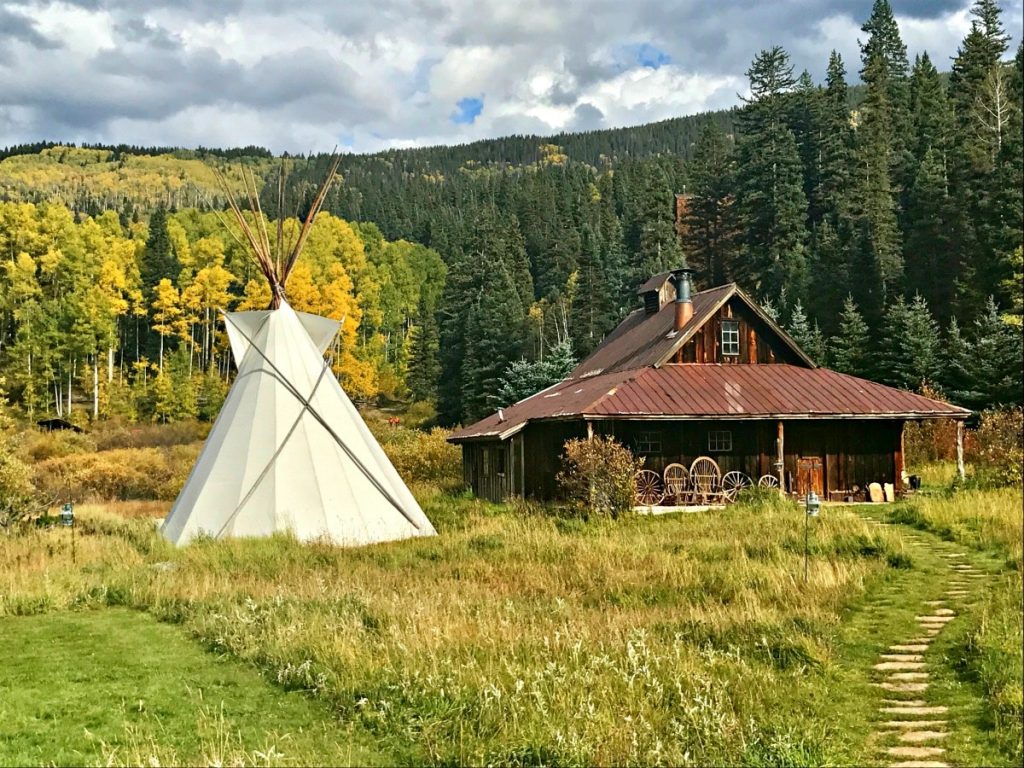 dunton-hot-springs-signature-shot
