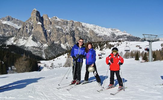 family-ski-trip-dolomites